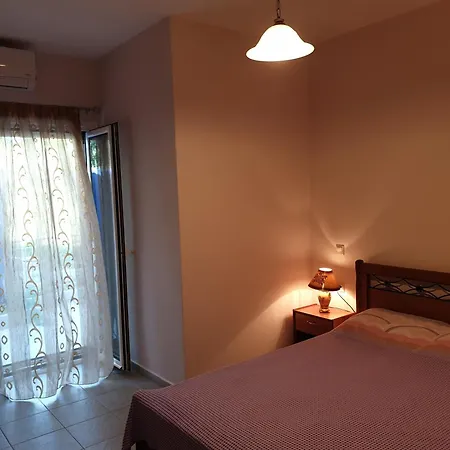 The Ionian Blue House Fully Equipped 3br House *